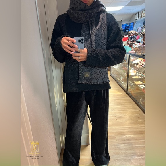 Louis Vuitton wool scarf - Picture 6 of 6